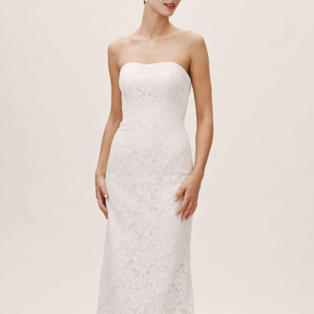 NWT Whispers and Echoes Eastcote Gown